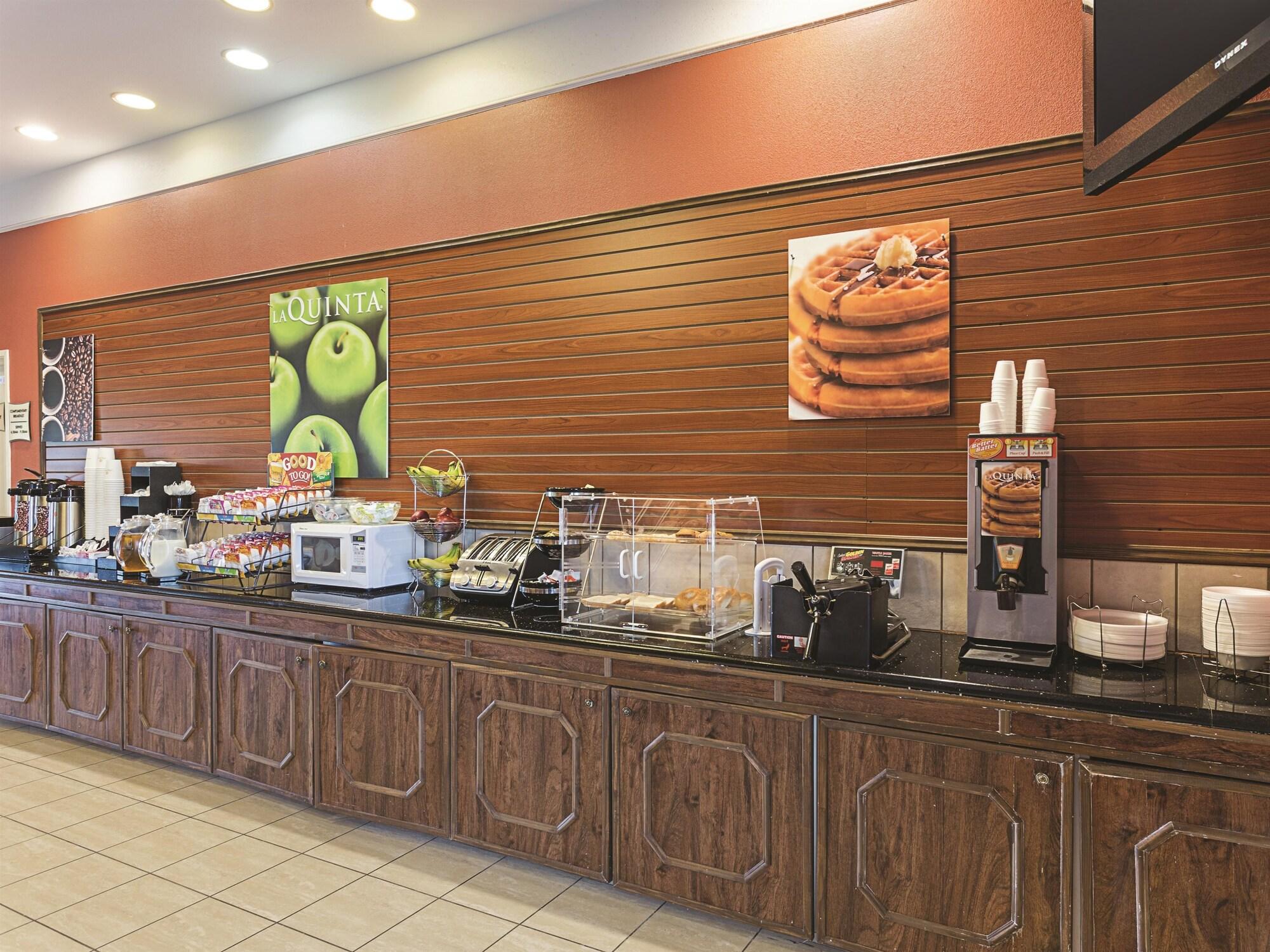 Baymont Inn & Suites Brenham Eksteriør bilde